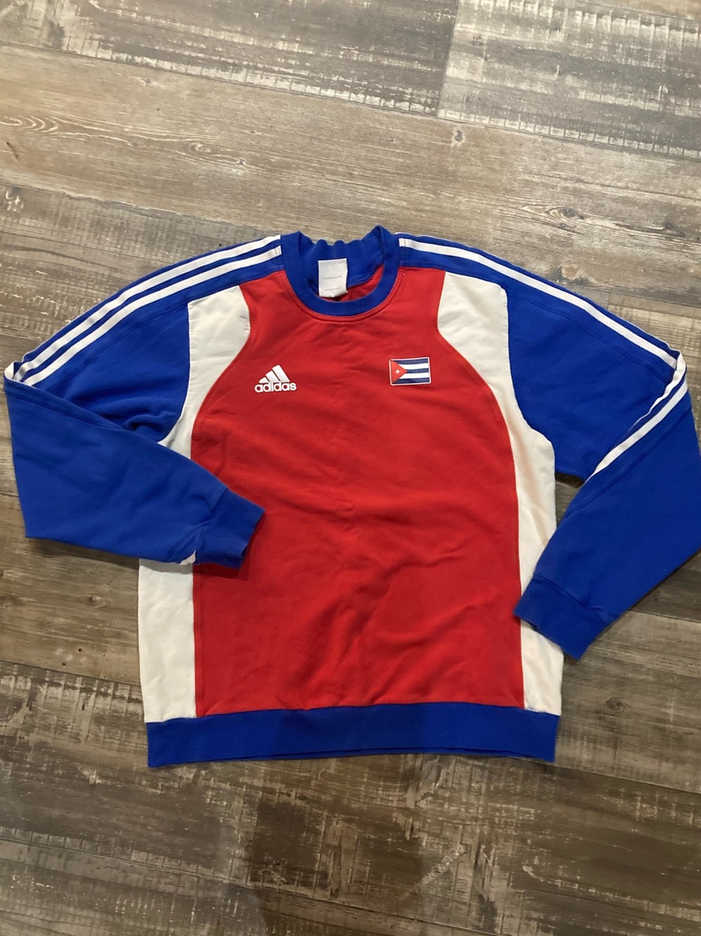 Vintage Adidas sweatshirt CUBA